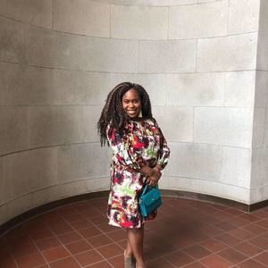 Meet your Posher, Renée